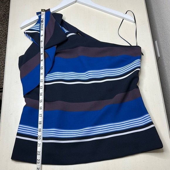 Banana Republic One Shoulder Bow Detail Striped Side Zip Top Size 6 - Picture 10 of 11